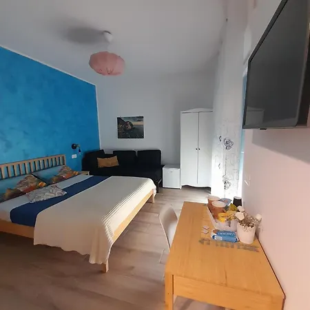 Ariel Rooms-3